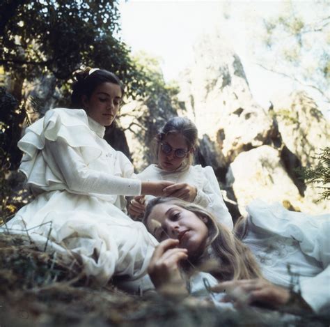 huviretki hirttopaikalle|Picnic at Hanging Rock (1975)